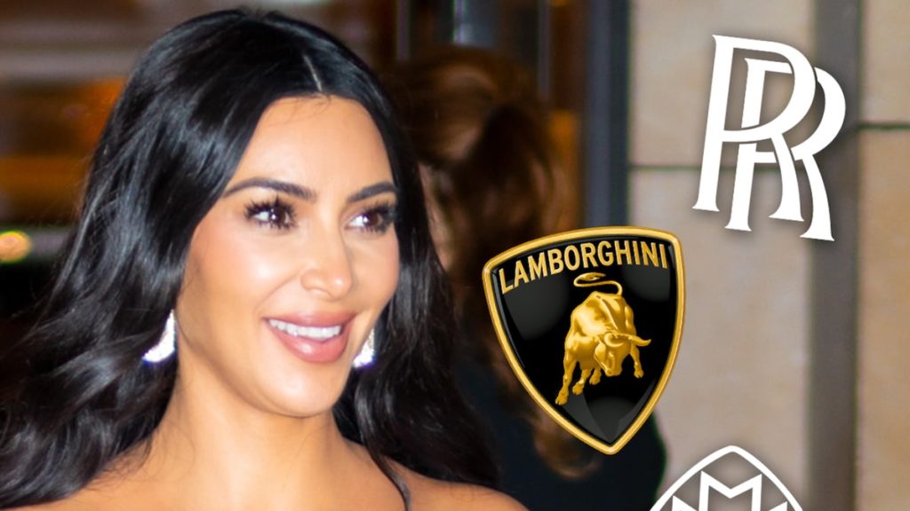 Frota de carros de Kim Kardashian custa mais de US $ 100.000 em obras personalizadas