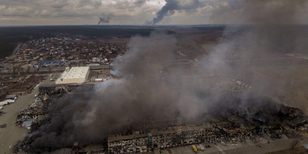 Rússia bombardeia alvos civis ucranianos antes de negociações
