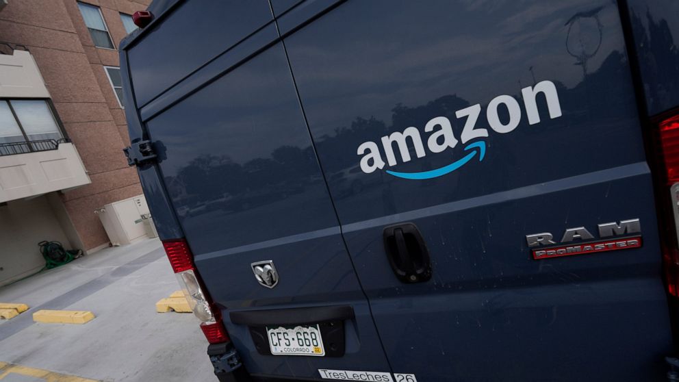 Amazon adiciona 5% "sobretaxas de combustível e inflação" às taxas do vendedor