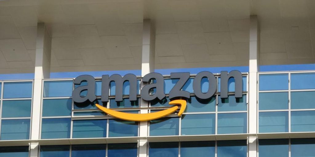 Amazon adiciona 'sobretaxas de combustível e inflação'