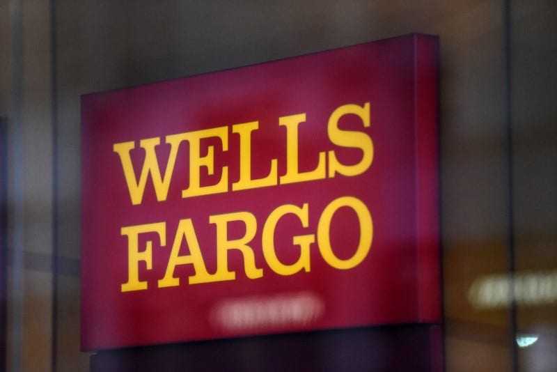 Wells Fargo acusado de realizar entrevistas de emprego falsas com candidatos de minorias: relatório