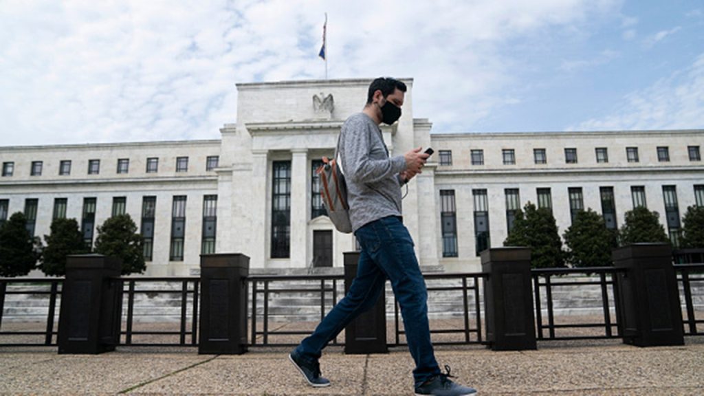 A economia dos EUA pode estar caminhando para uma recessão, o economista alerta: "100% de chances" de uma desaceleração global