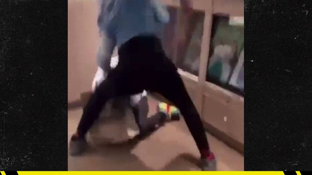 Um vídeo viral de uma mulher sendo espancada, especula-se que pode ser Zendaya