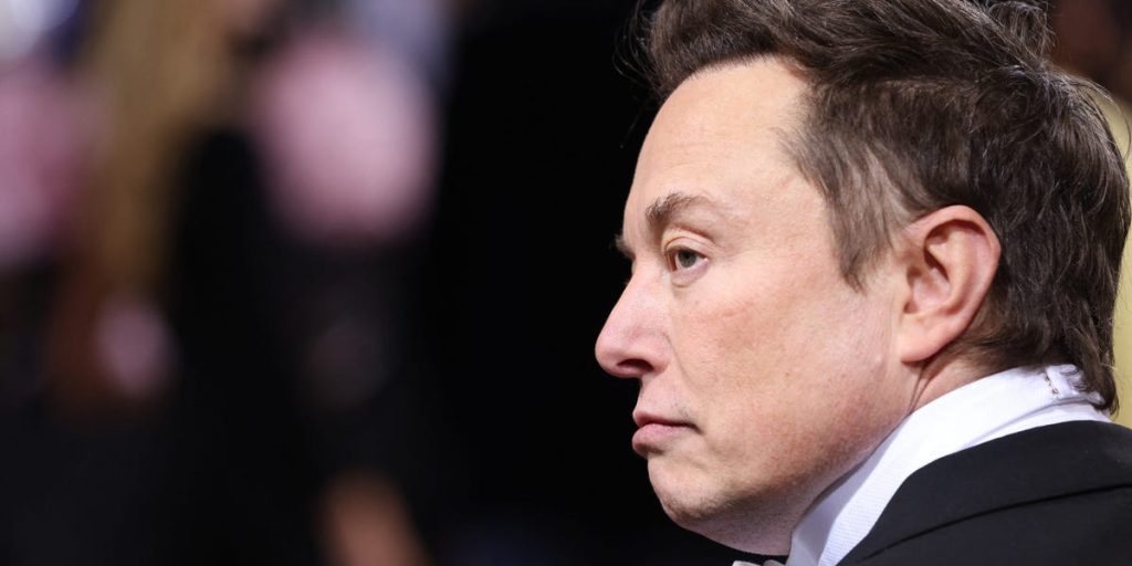Elon Musk garante apoio adicional de US$ 7 bilhões para acordo com o Twitter