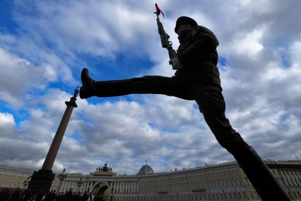 No Dia da Vitória para a Rússia, Putin enfrenta a opção de mobilização geral de soldados