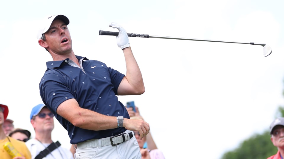 Rory McIlroy sofre choque nove no Travelers Championship