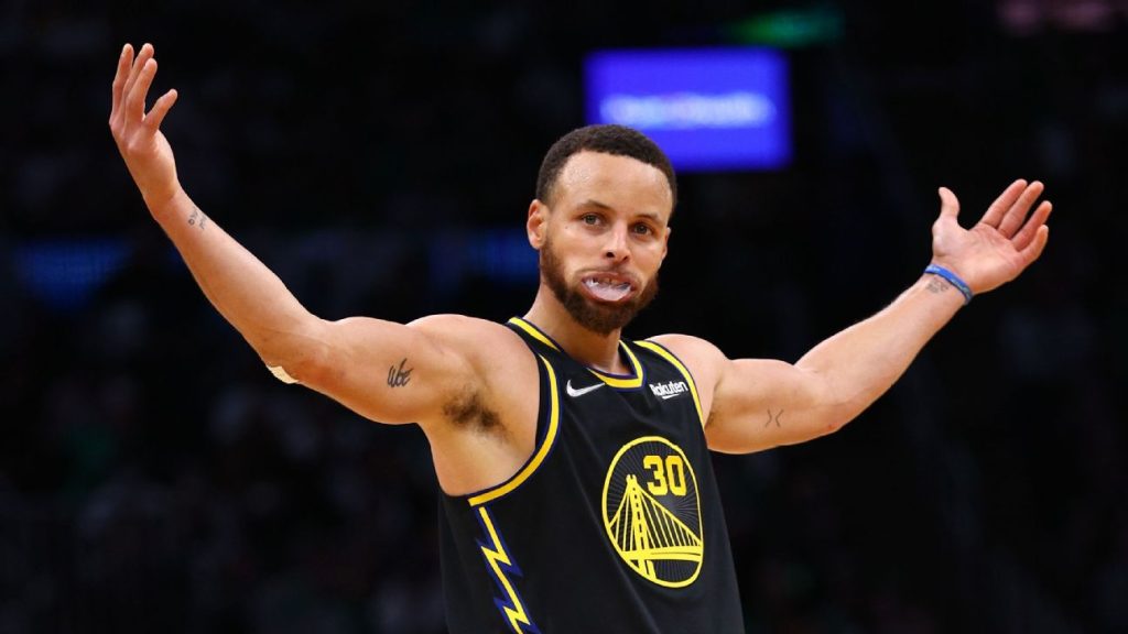 Stephen Curry "quer" que o Golden State Warriors vença com 43 pontos no jogo 4