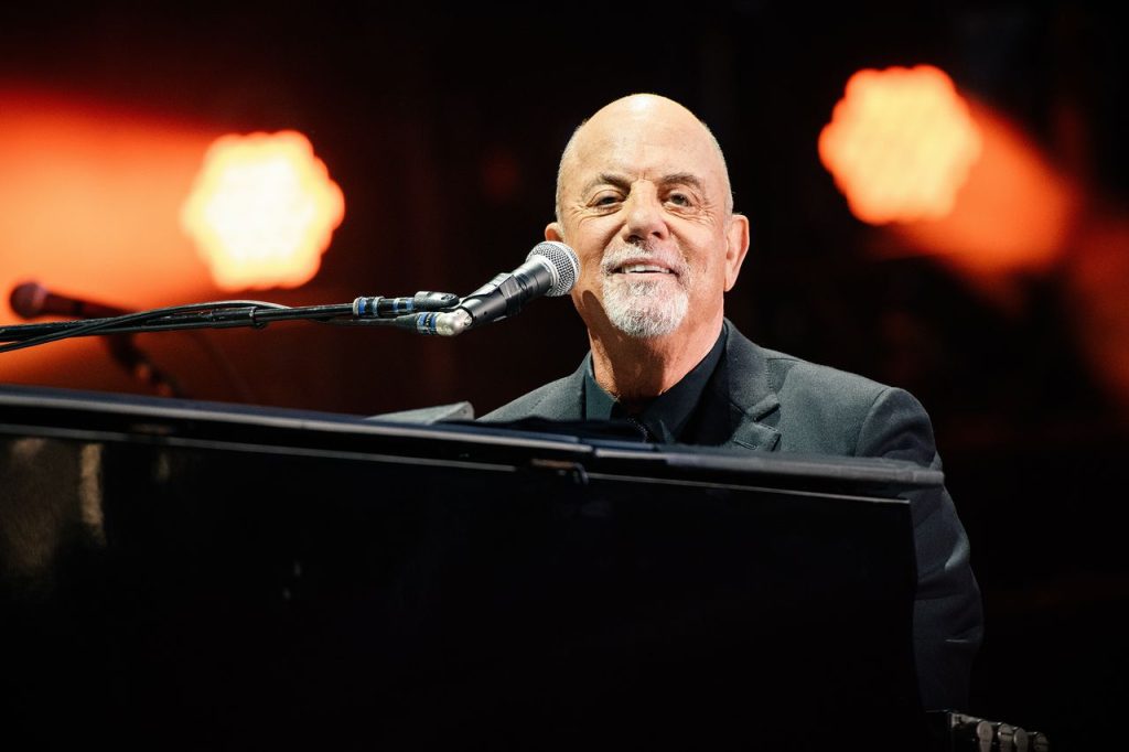 O primeiro show de Billy Joel no Comerica Park foi uma surpresa sem precedentes para os fãs