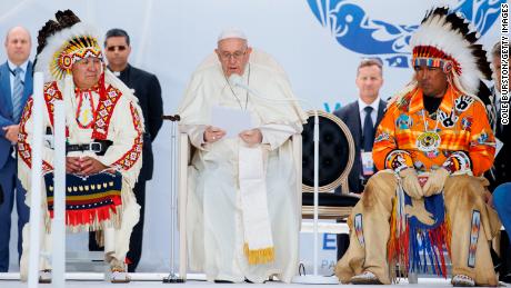 O papa Francisco fez as declarações ao oferecer um pedido de desculpas pelo tratamento das crianças das Primeiras Nações no sistema escolar residencial do Canadá, durante sua visita na segunda-feira.