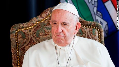 Papa pede desculpas aos povos indígenas do Canadá