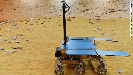 A Agência Espacial Europeia corta laços com a Rússia na missão do rover em Marte