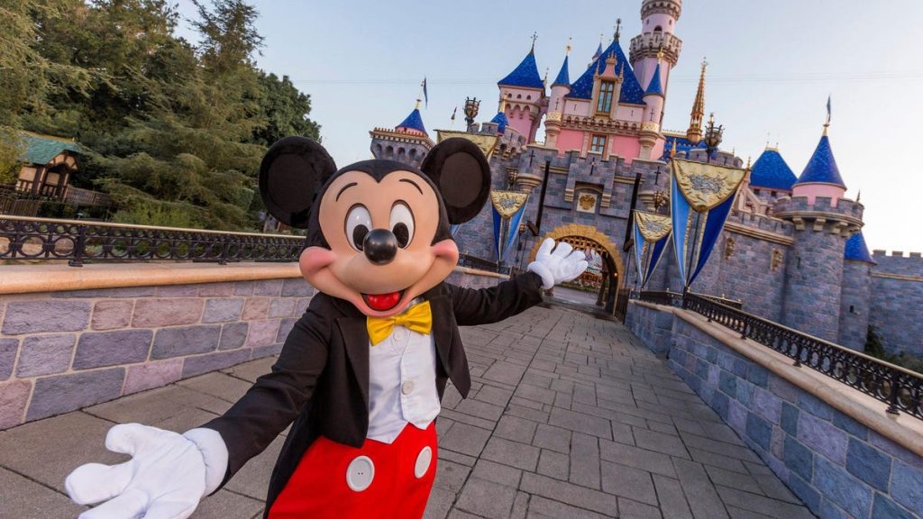 Hacker ataca o Instagram Disneyland com insultos racistas