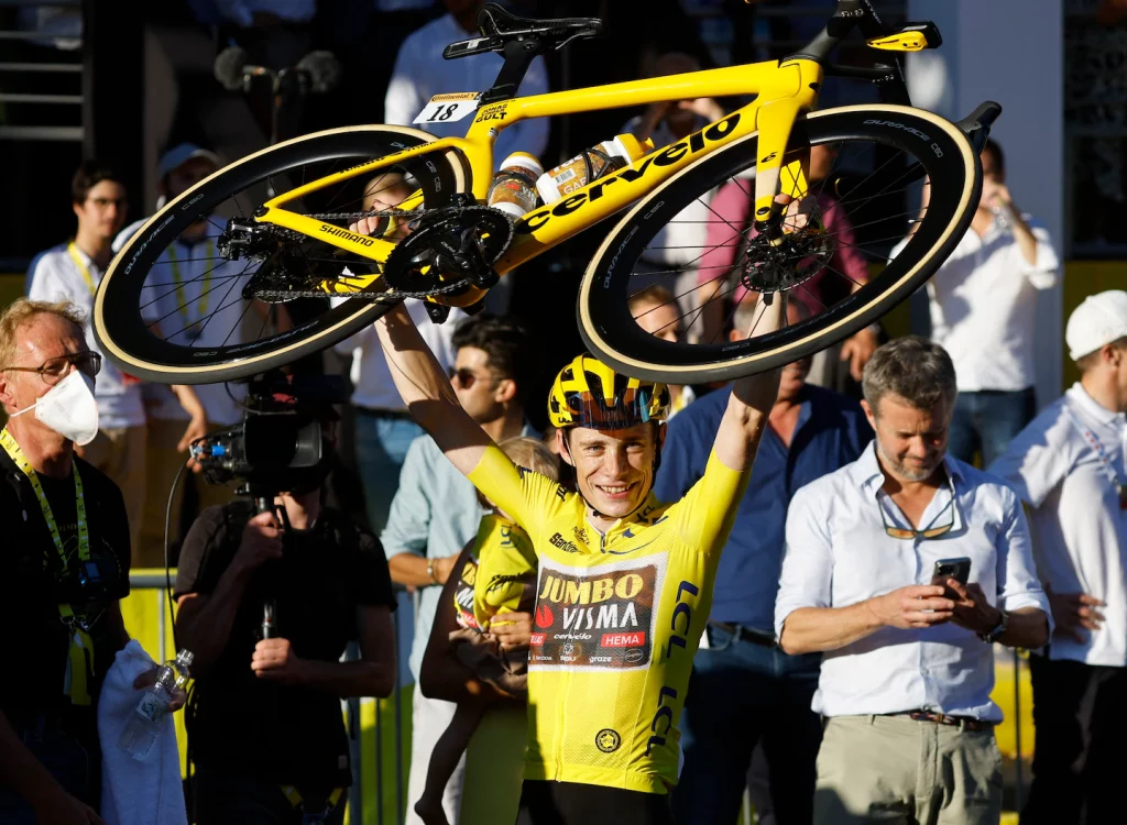 Jonas Weinggaard vence o Tour de France