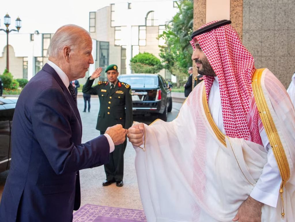 Últimas notícias de Biden: O presidente pressiona o príncipe herdeiro saudita pelo assassinato de Khashoggi e ri das críticas dirigidas a ele