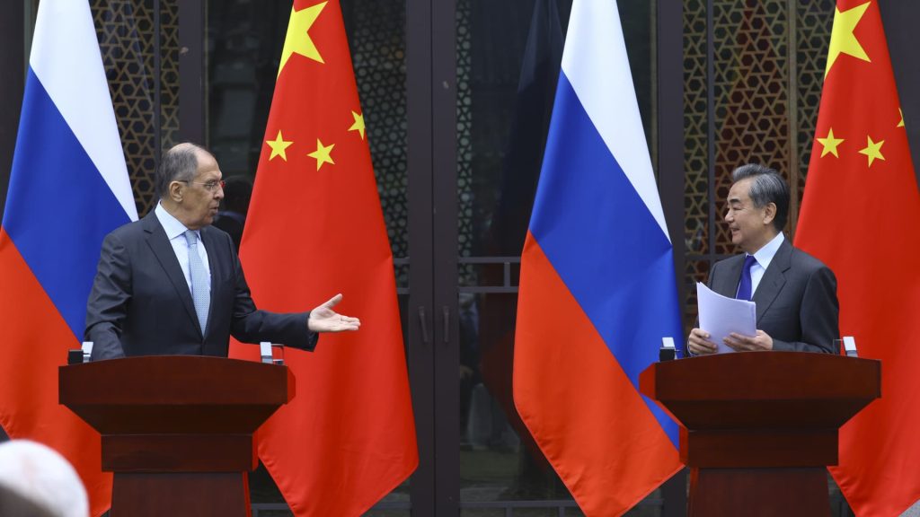 Wang Yi diz que relações China-Rússia mostram 'forte resiliência'