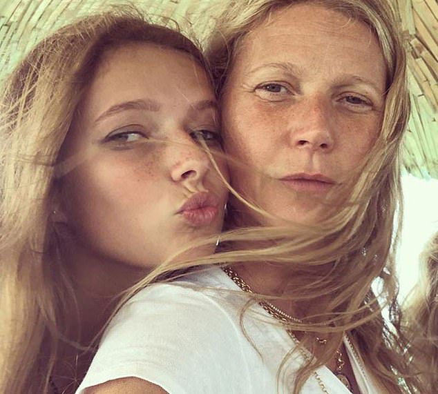 Mãe Filha: Paltrow apareceu com sua filha em 2019