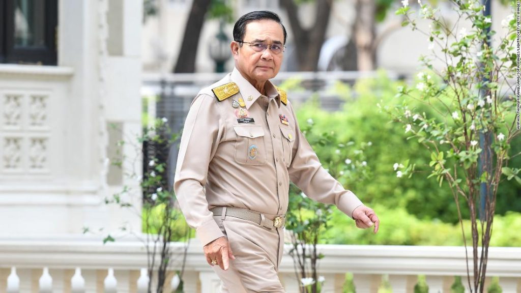 A Tailândia prendeu o primeiro-ministro Prayut Chan-o-cha.  o que aconteceu depois disso?