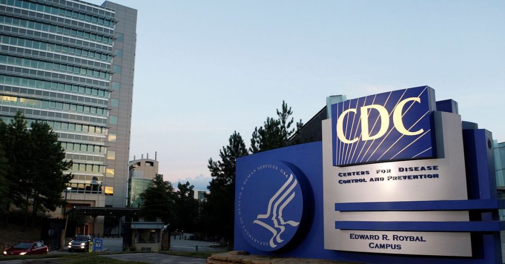 Os clientes de Wendy adoecem, os Centros de Controle e Prevenção de Doenças (CDC) investigam surtos de E. coli em quatro estados