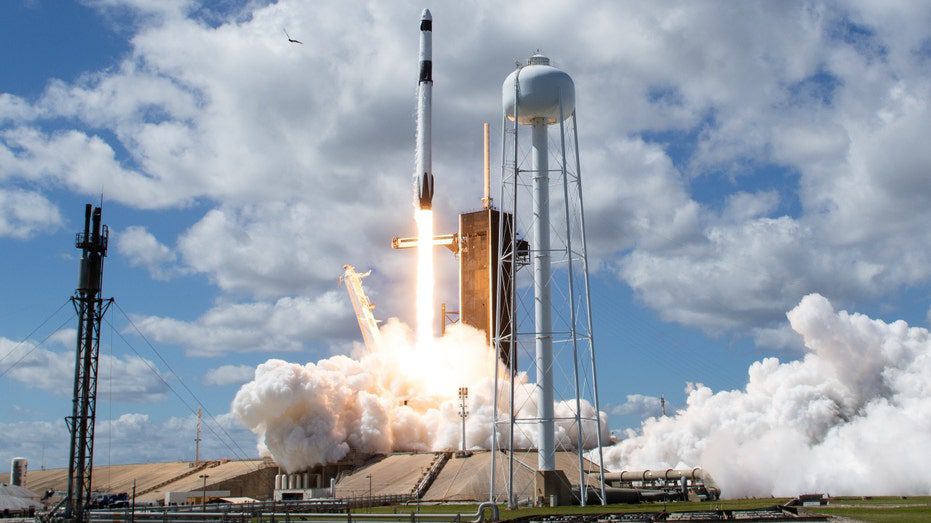 Lançamento da SpaceX Crew-5