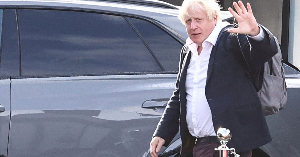 Boris Johnson desiste da corrida pela liderança conservadora do Reino Unido