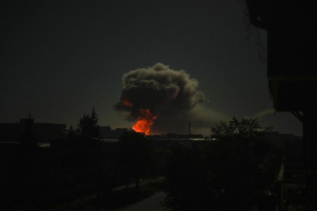 Múltiplas explosões atingem Kharkiv, leste da Ucrânia